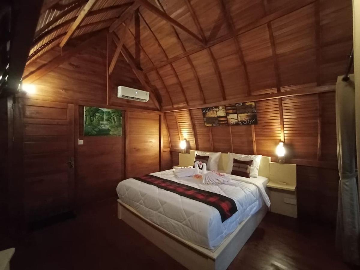 Maha Nusa Menjangan Banyuwedang Exterior foto